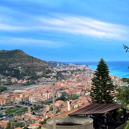 La Tana Del Tasso Ventimiglia Bed & Breakfast Luaran gambar