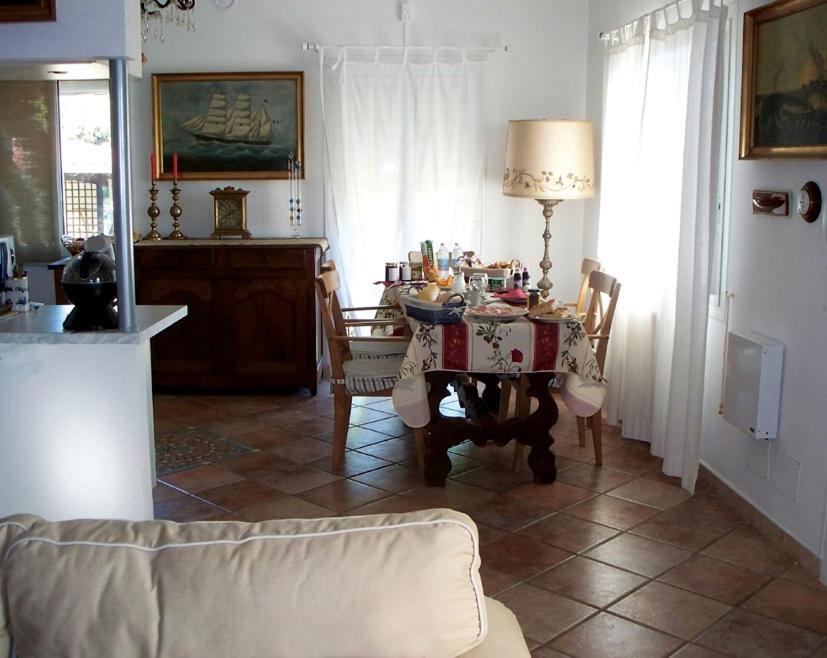 La Tana Del Tasso Ventimiglia Bed & Breakfast Luaran gambar